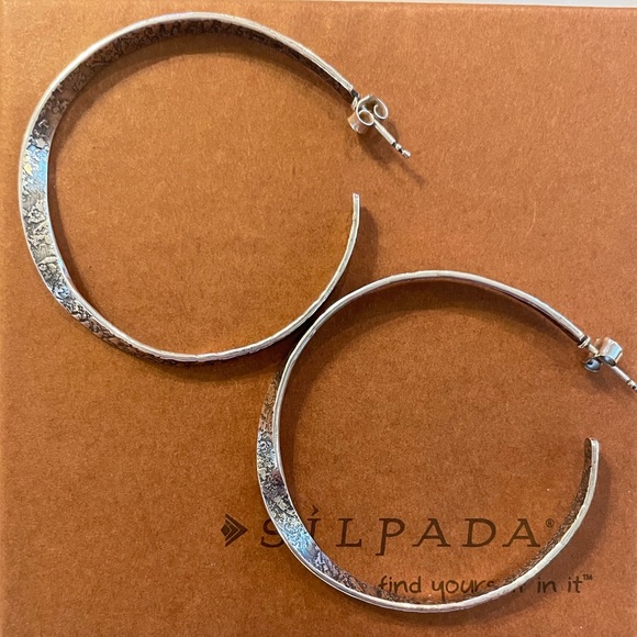 Silpada ‘TWIST OF FATE’ Sterling Silver Hoop Earrings on Posts P1731 - Picture 7 of 15